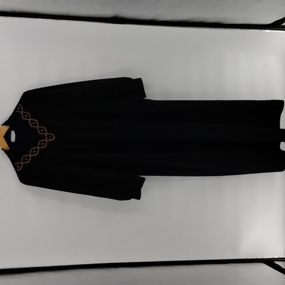 Vassarette black velour with gold stitching housecoat moomoo size large vintage - Picture 2 of 5